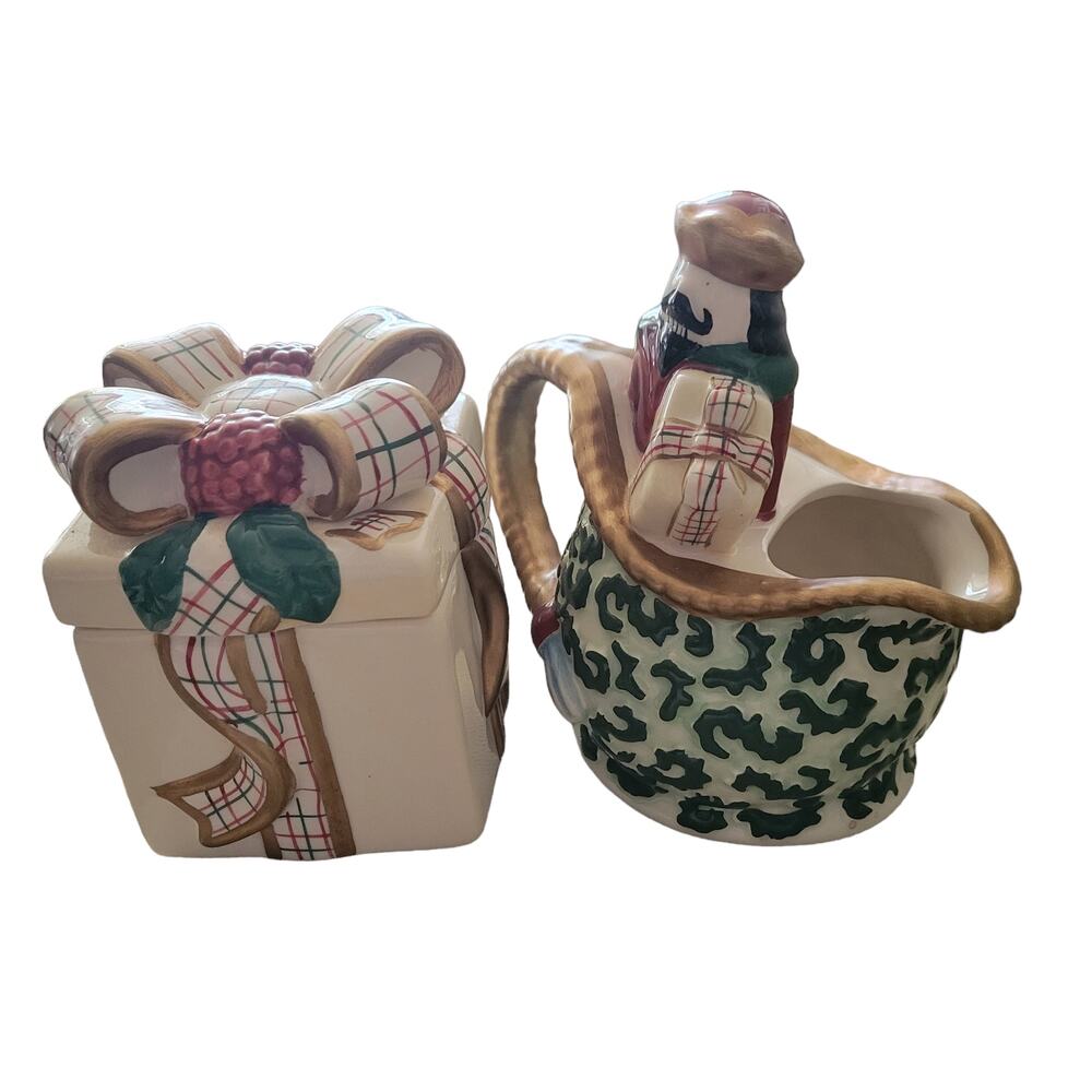 Vintage Made for Avon 2001 Christmas St Nicholas Creamer Gift Box Sugar Bowl‎
